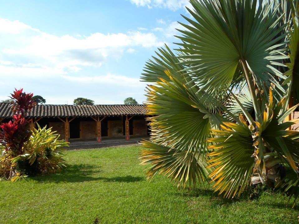 Finca El Diamante Villa Calarca Exterior photo