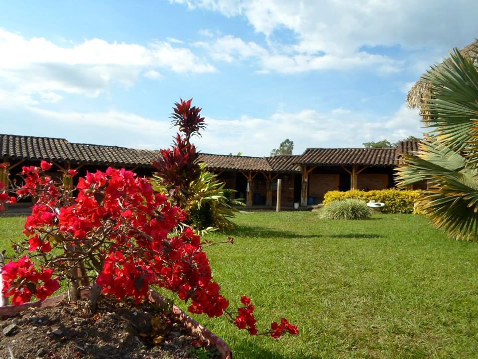 Finca El Diamante Villa Calarca Exterior photo